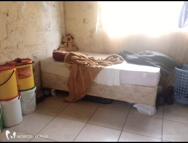 3 BEDROOM SIMPLEX FOR SALE IN FOLWENI